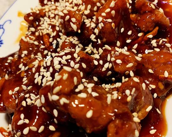 57. 芝麻牛 Bœuf croustillant à la sauce sesame Crispy Beef in Sesame Sauce
